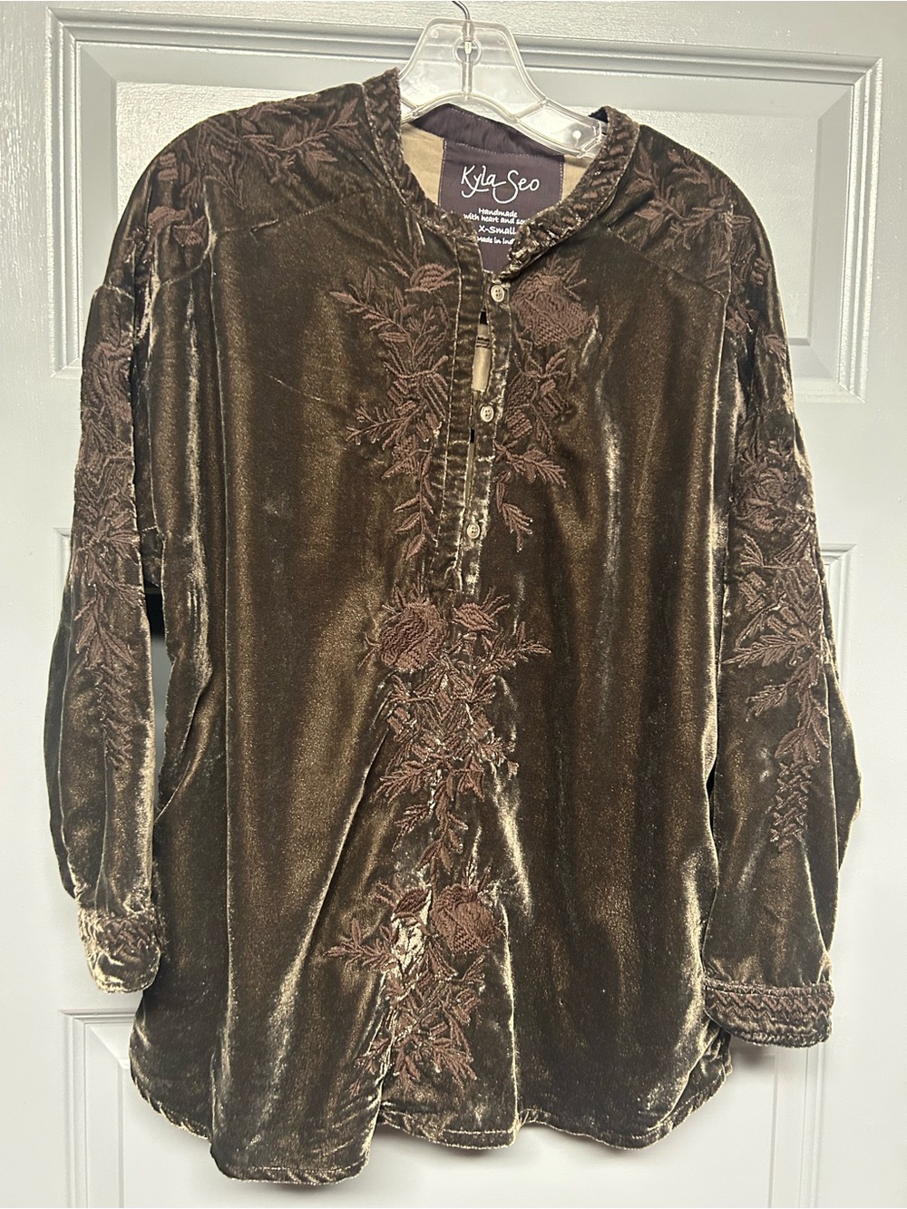 KYLA SEO velvet embroidered Bohemian tunic. Handmade. Brown size XS